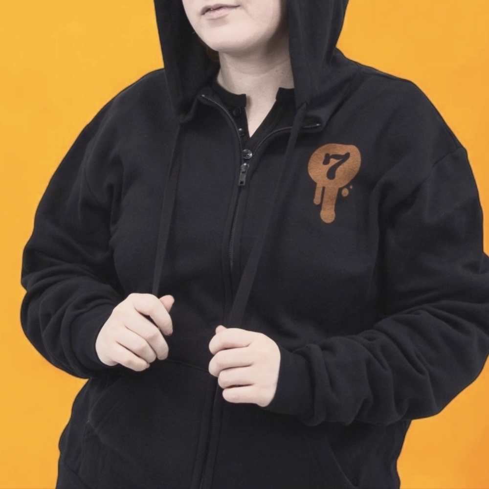 NWT Seventh Ink Haunted Collection "The Keeper" Black Skull Graphic Zip Small - Picture 7 of 7